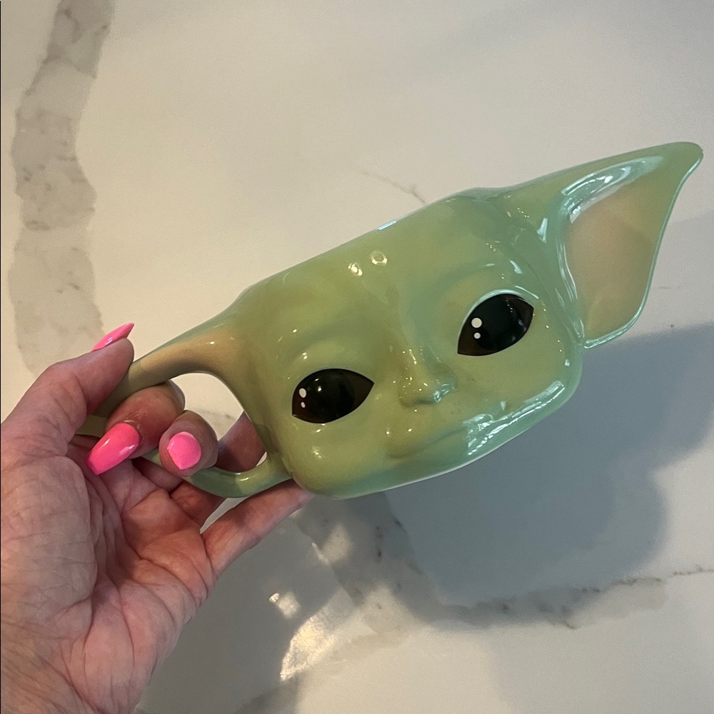 Baby Yoda coffee mug 🌟 🚀